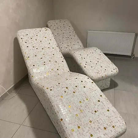 Apartment Min Lux & *